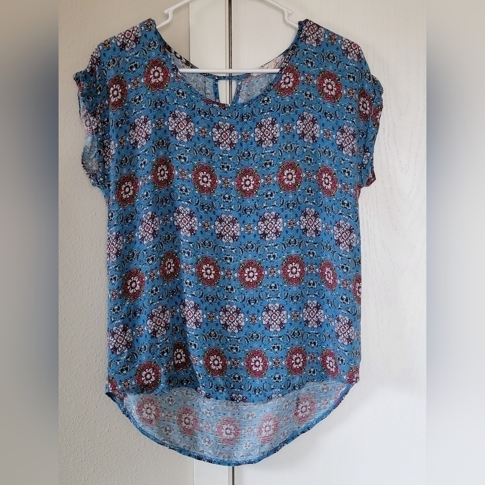 Pink Republic Short Sleeve Key Hole Tee